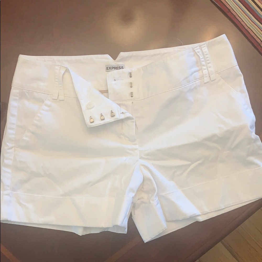 White cuffed Express shorts
